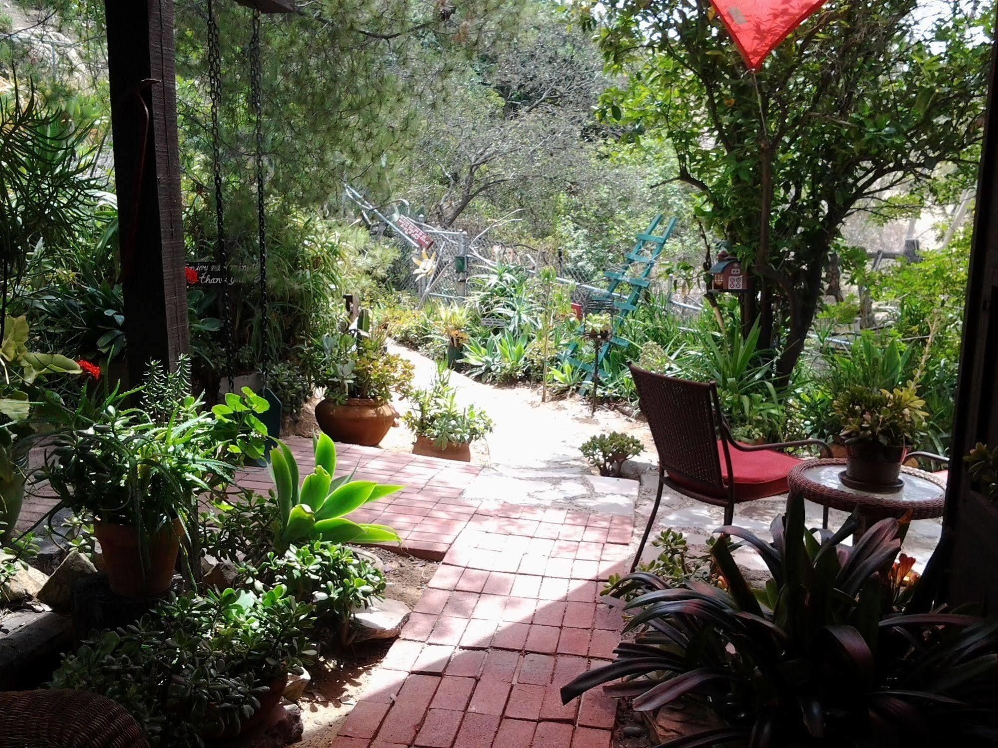 Rainbow Guest House Fallbrook Ngoại thất bức ảnh